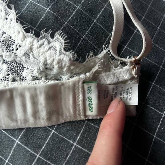 Aerie white lacey bra - Picture 3 of 4